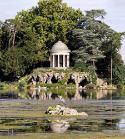 PARI5265 Kiosque, grotte et héron au lac Daumesnil