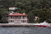Tur2217 Le long du Bosphore